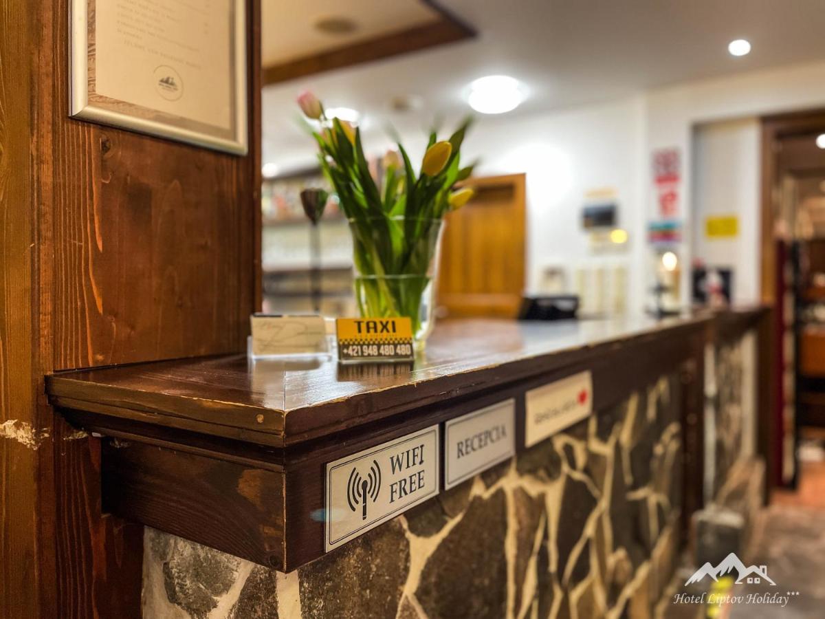 ליפטובסקי טרנוביץ' Hotel Liptov Holiday *** מראה חיצוני תמונה